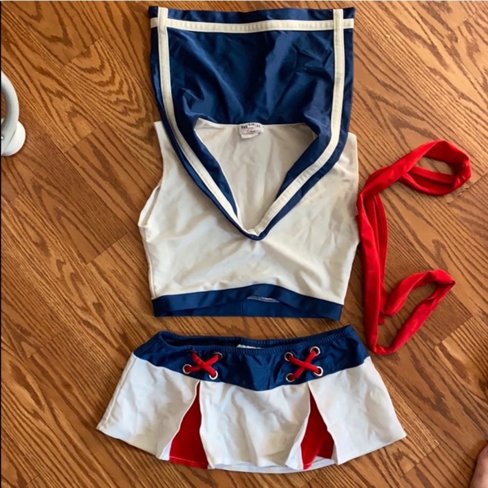 Costume